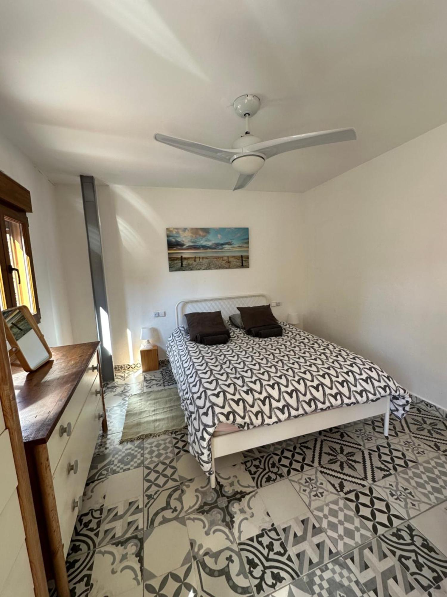 Precioso Apartamento Con A/A En Ruzafa Con Terracita Privada Y Acceso A Un Jardin, Para 2-3 Personas Valência Exterior foto