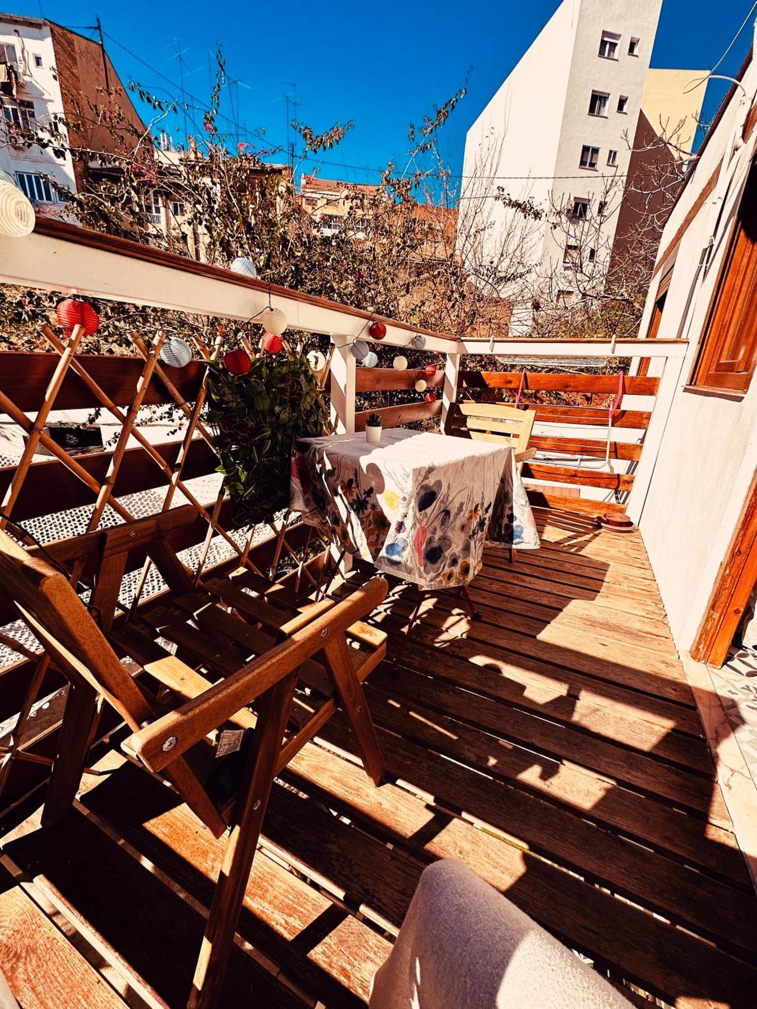 Precioso Apartamento Con A/A En Ruzafa Con Terracita Privada Y Acceso A Un Jardin, Para 2-3 Personas Valência Exterior foto